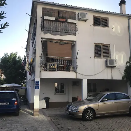 By The Sea - 13167 * Τρογκίρ