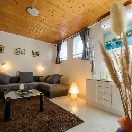 By The Sea - 13167 Apartamento Trogir